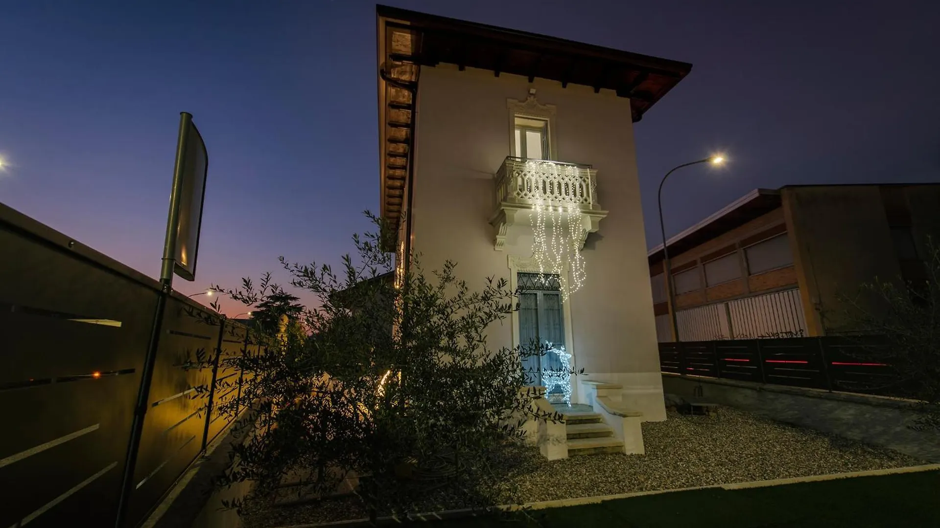 Villa Dei Sogni - Camera Accesso Indipendente Vicino Ospedale Borgo Trento Fiera Arena Di Verona 0*,  Italia